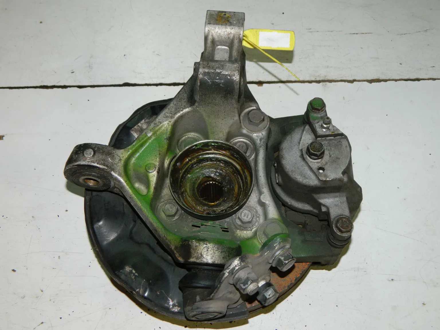 Ступица TOYOTA PRIUS ZVW30 Перед Лев (Контрактный) 40940831