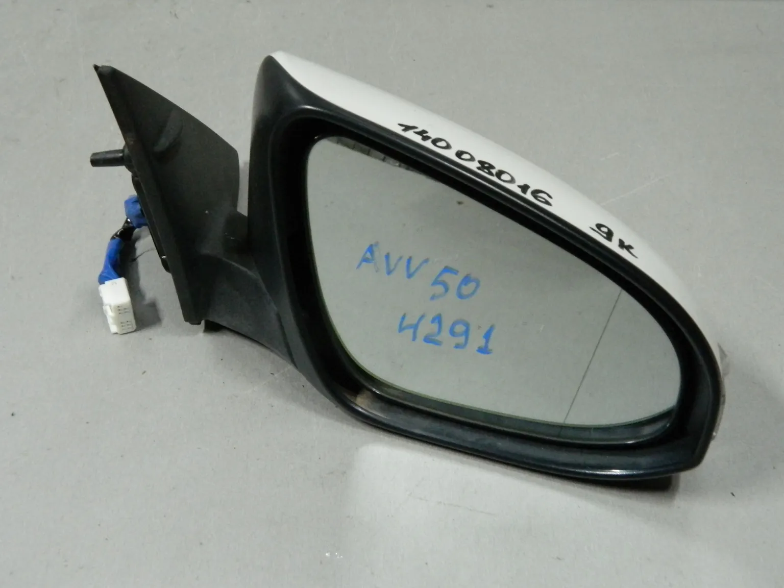 Зеркало TOYOTA CAMRY AVV50 Перед Прав (Контрактный) 14008016