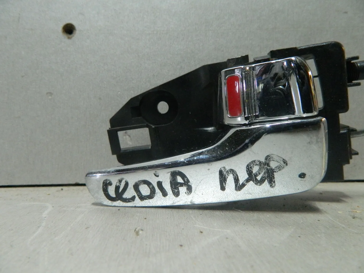 Ручка двери внутренняя MITSUBISHI LANCER CEDIA CS5W Лев (Контрактный) 81529947