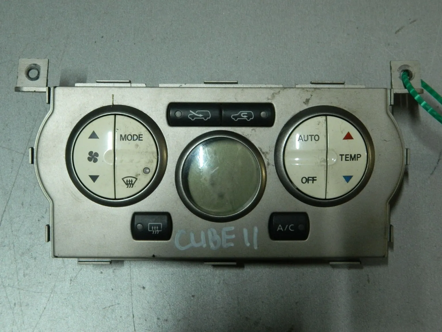 Блок управления климат-контролем NISSAN CUBE Z11 (Контрактный) 81540625 275003U201