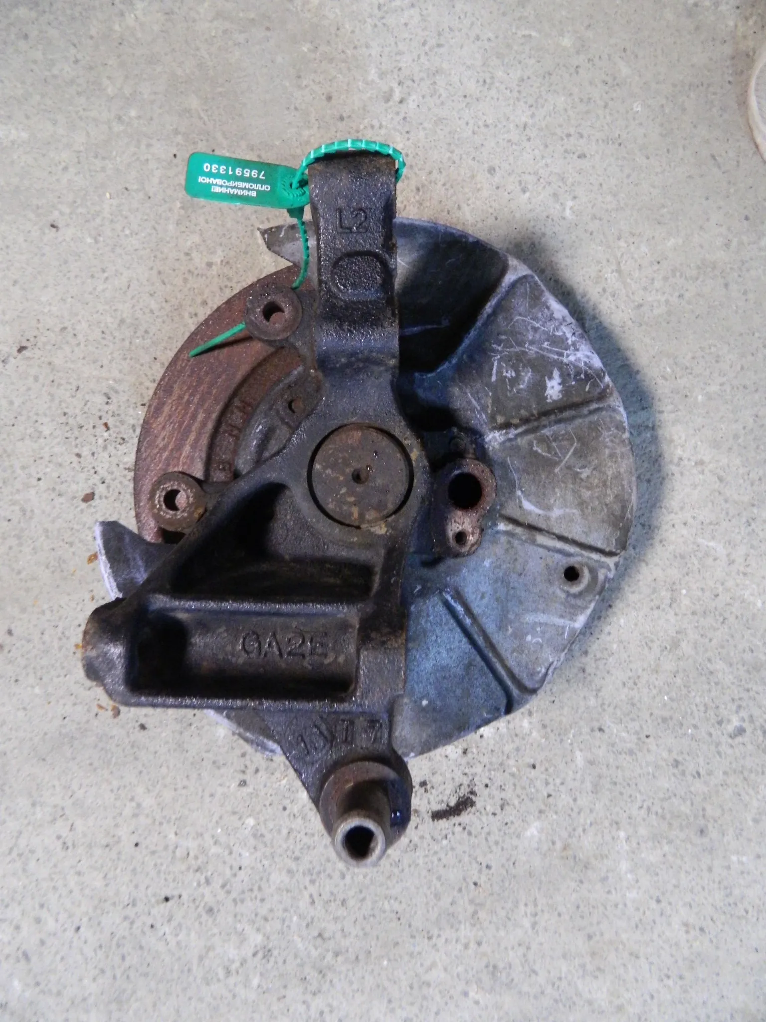 Ступица MAZDA CAPELLA GF8P Зад Лев (Контрактный) 79591330