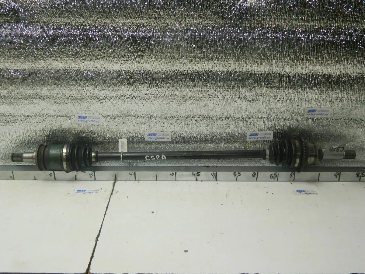 Привод MITSUBISHI LANCER CEDIA CS2A 4G93 Зад Прав (Контрактный) 35015960