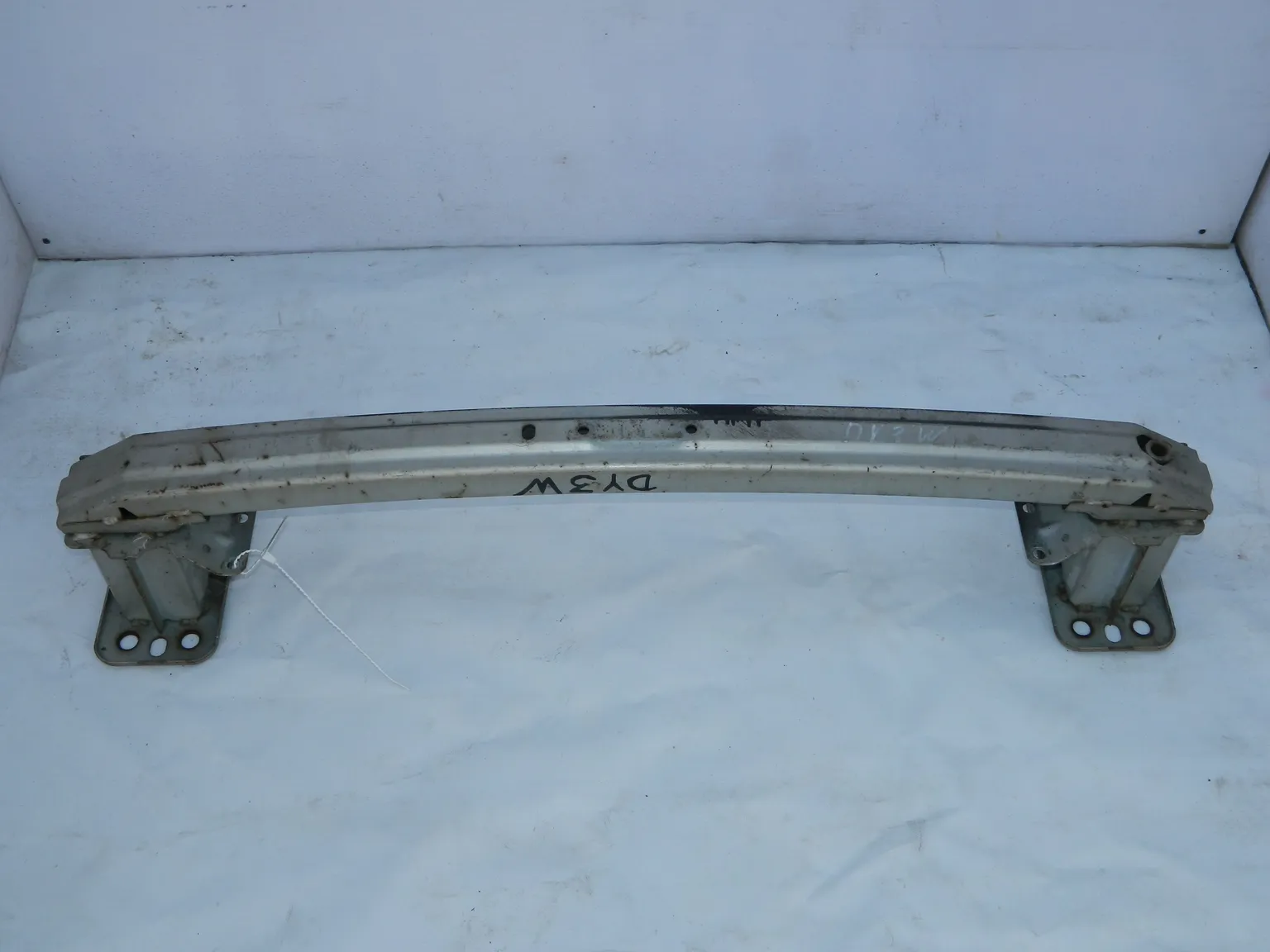 Усилитель бампера MAZDA DEMIO DY3W (Контрактный)