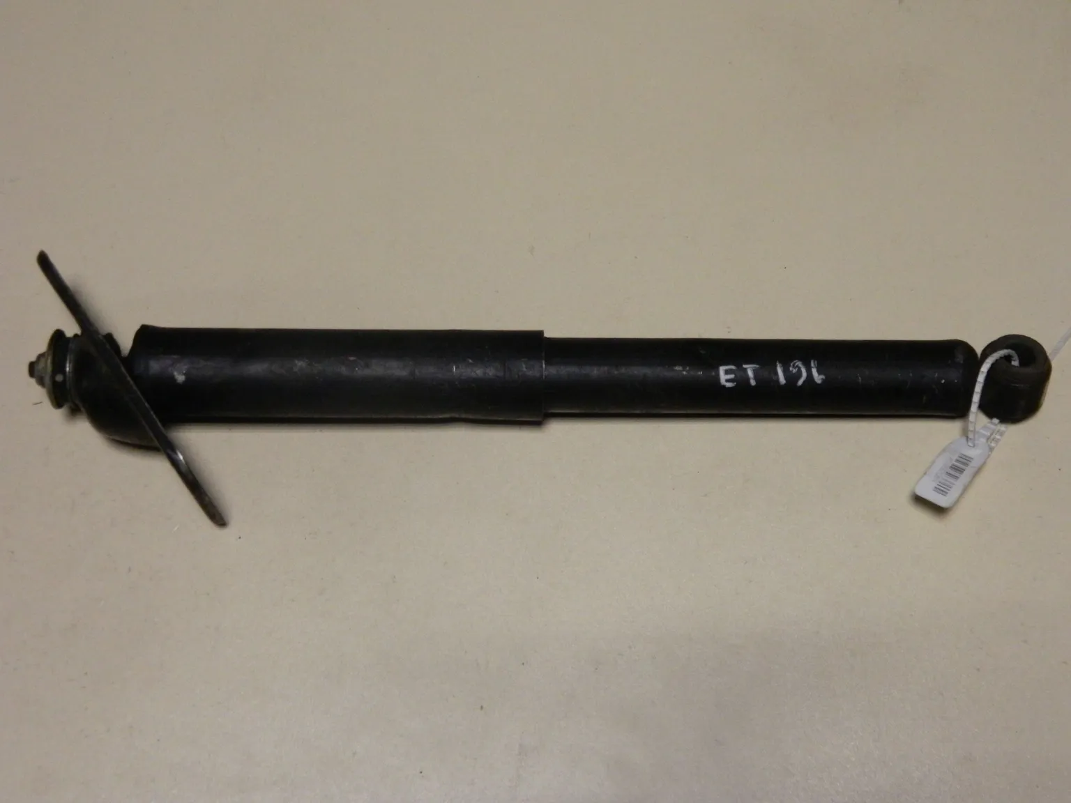 Амортизатор TOYOTA CALDINA ET196 Зад (Контрактный)