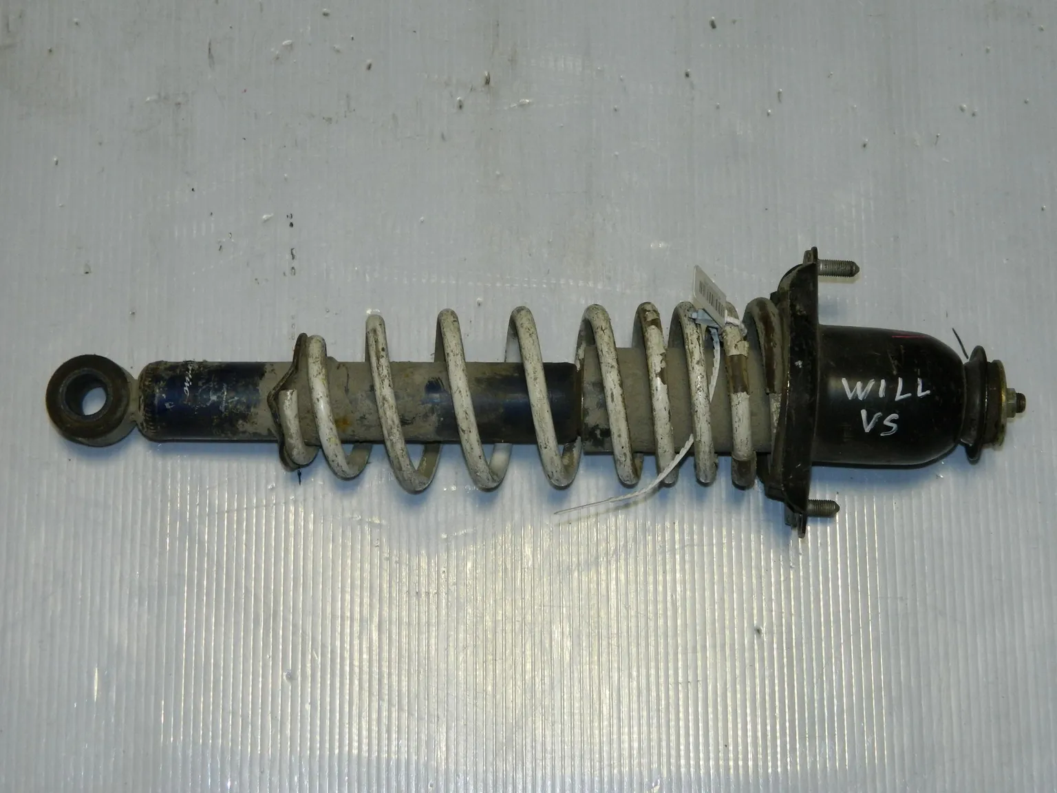 Стойка подвески TOYOTA WiLL VS ZZE127 Зад Лев (Контрактный)