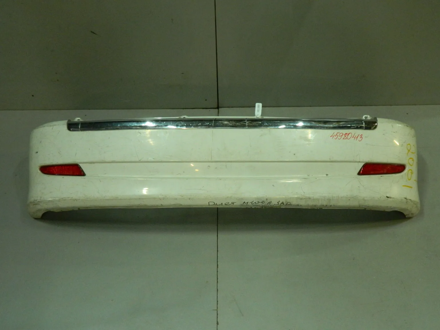 Бампер задний TOYOTA DUET M100A (Контрактный)