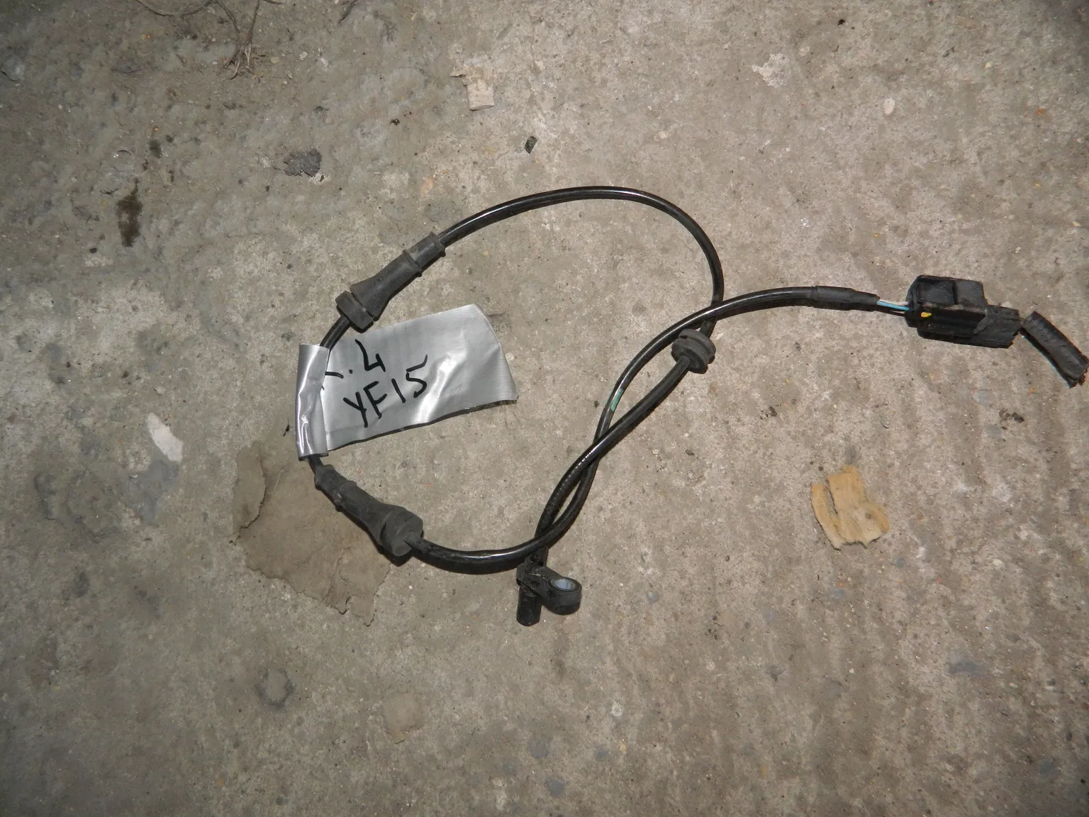 Датчик ABS NISSAN JUKE YF15 Зад Лев (Контрактный) 100509516