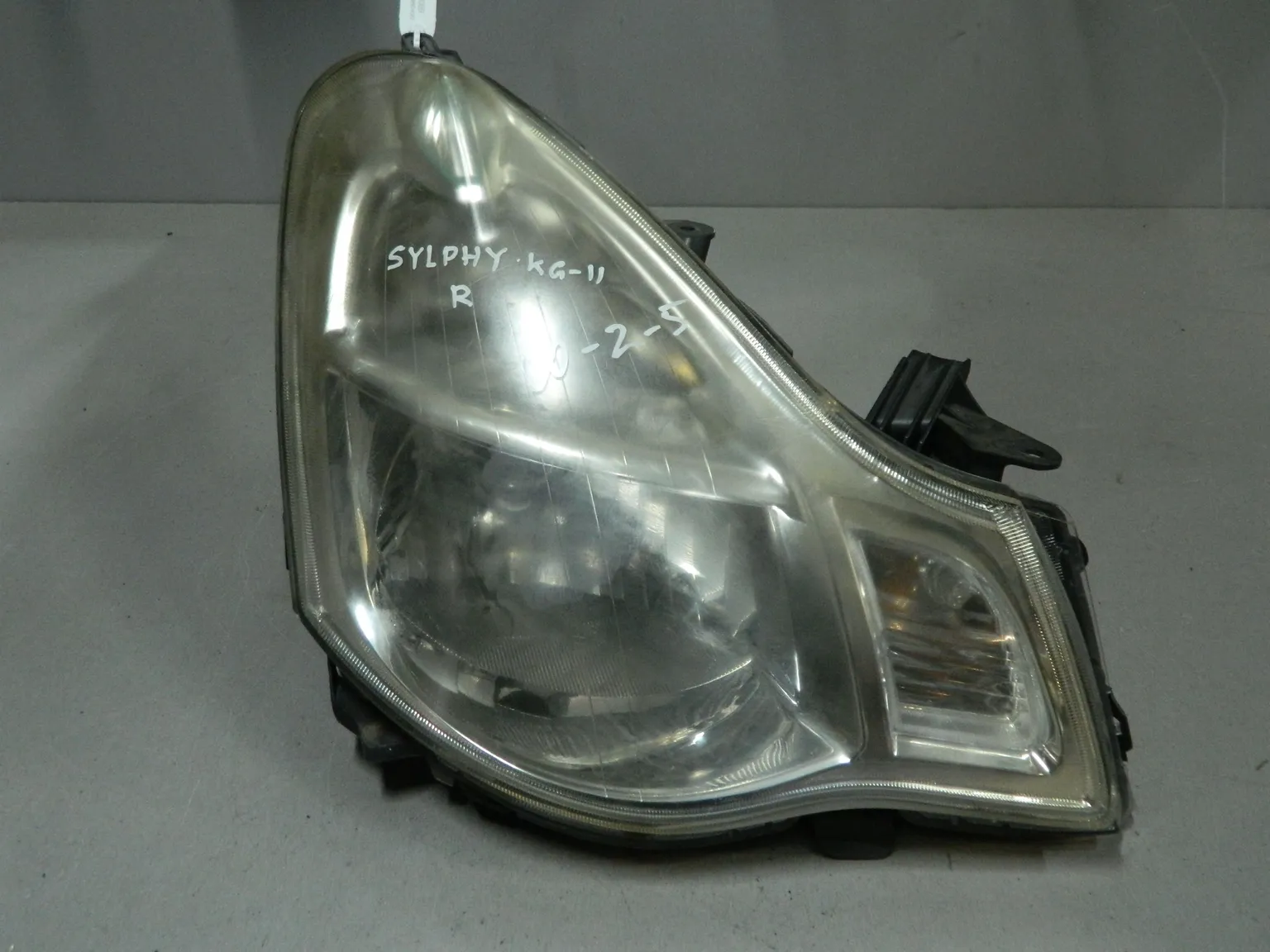 Фара NISSAN BLUEBIRD SYLPHY KG11 Перед Прав (Контрактный) 68000802