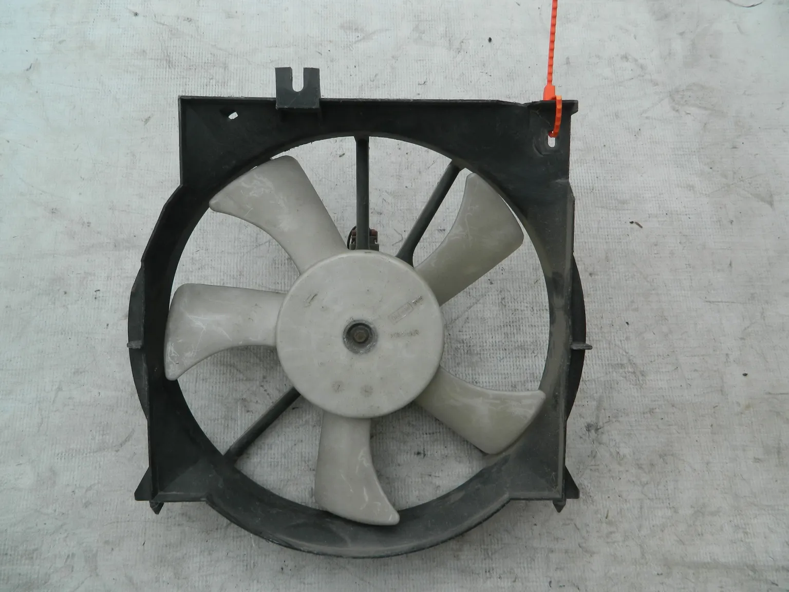 Диффузор радиатора MAZDA DEMIO DW5W (Контрактный) 72367949