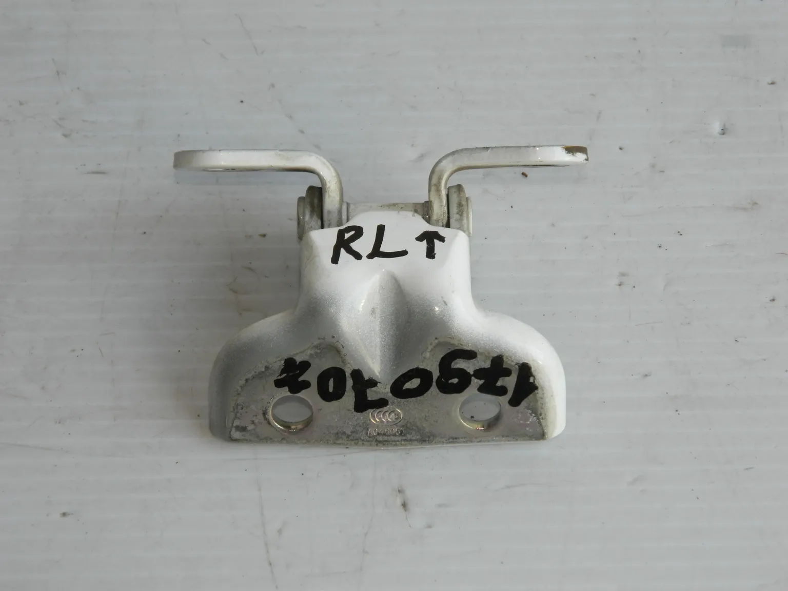 Петля двери HYUNDAI SOLARIS HCR Зад Лев (Б/У) 1790707