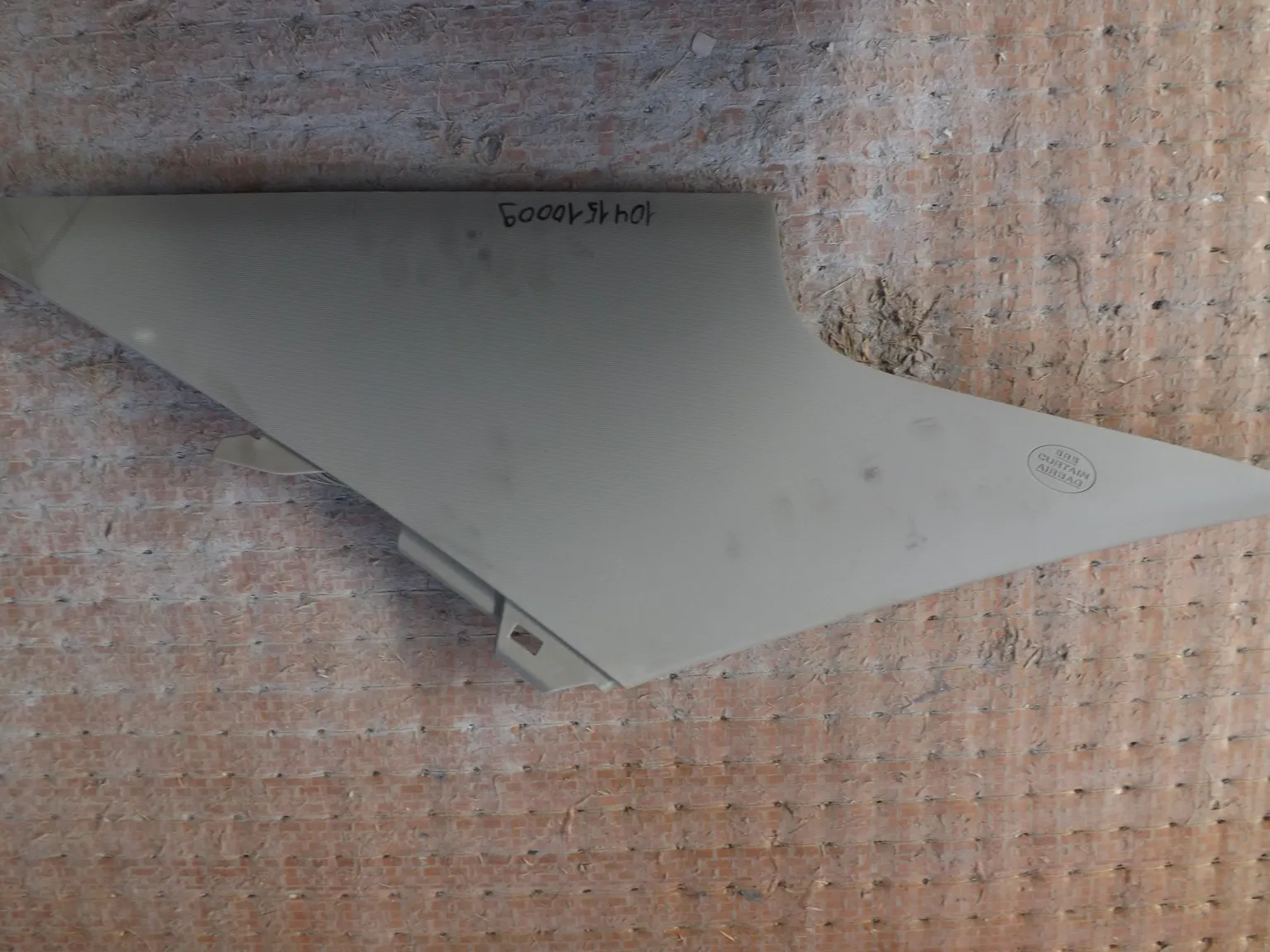 Обшивка задней стойки TOYOTA CAMRY ACV40 Зад Лев Верх (Контрактный) 1041510009