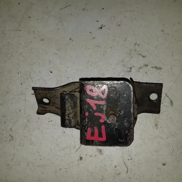 Подушка двигателя SUBARU FORESTER SF5 EJ15 (Контрактный)