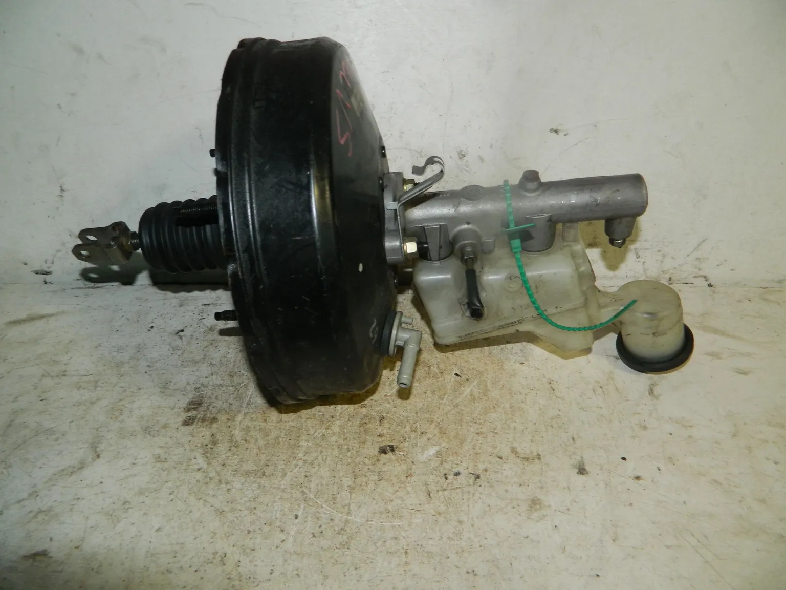 Вакуумный усилитель TOYOTA WILL VS ZZE128 (Контрактный) 81531083