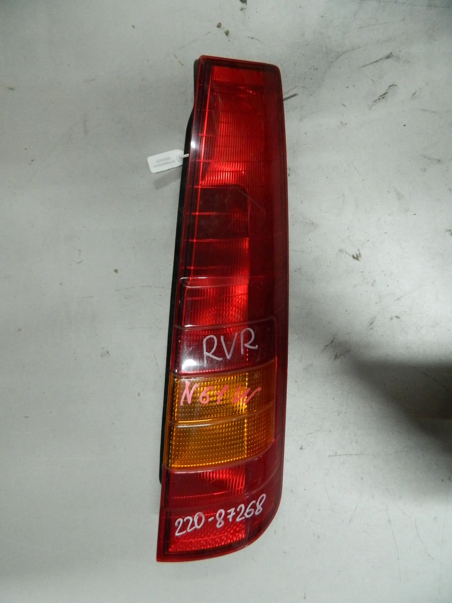 Фонарь MITSUBISHI RVR N61W Зад Прав (Контрактный) 68000950