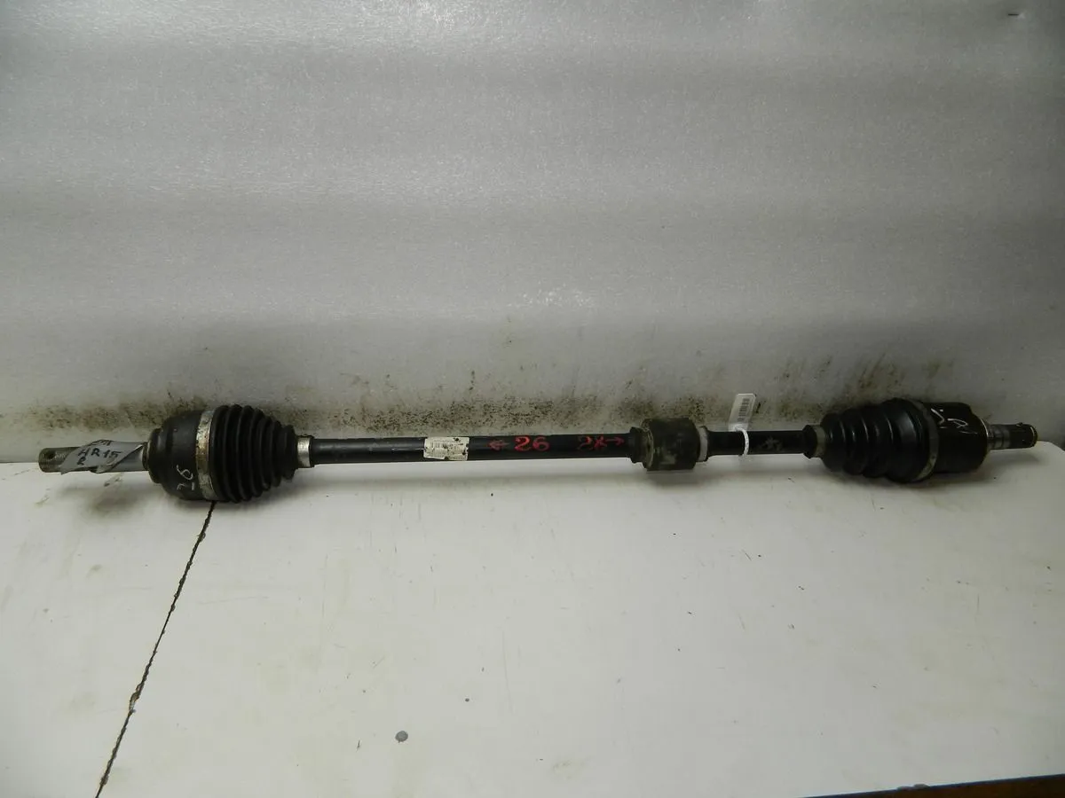 Привод NISSAN NOTE E11 HR15DE Перед Прав (Контрактный) 35015391