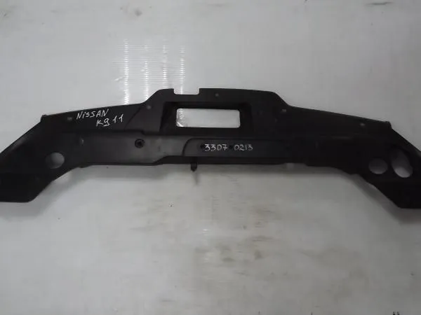 Накладка замка капота NISSAN BLUEBIRD KG11 (Контрактный)