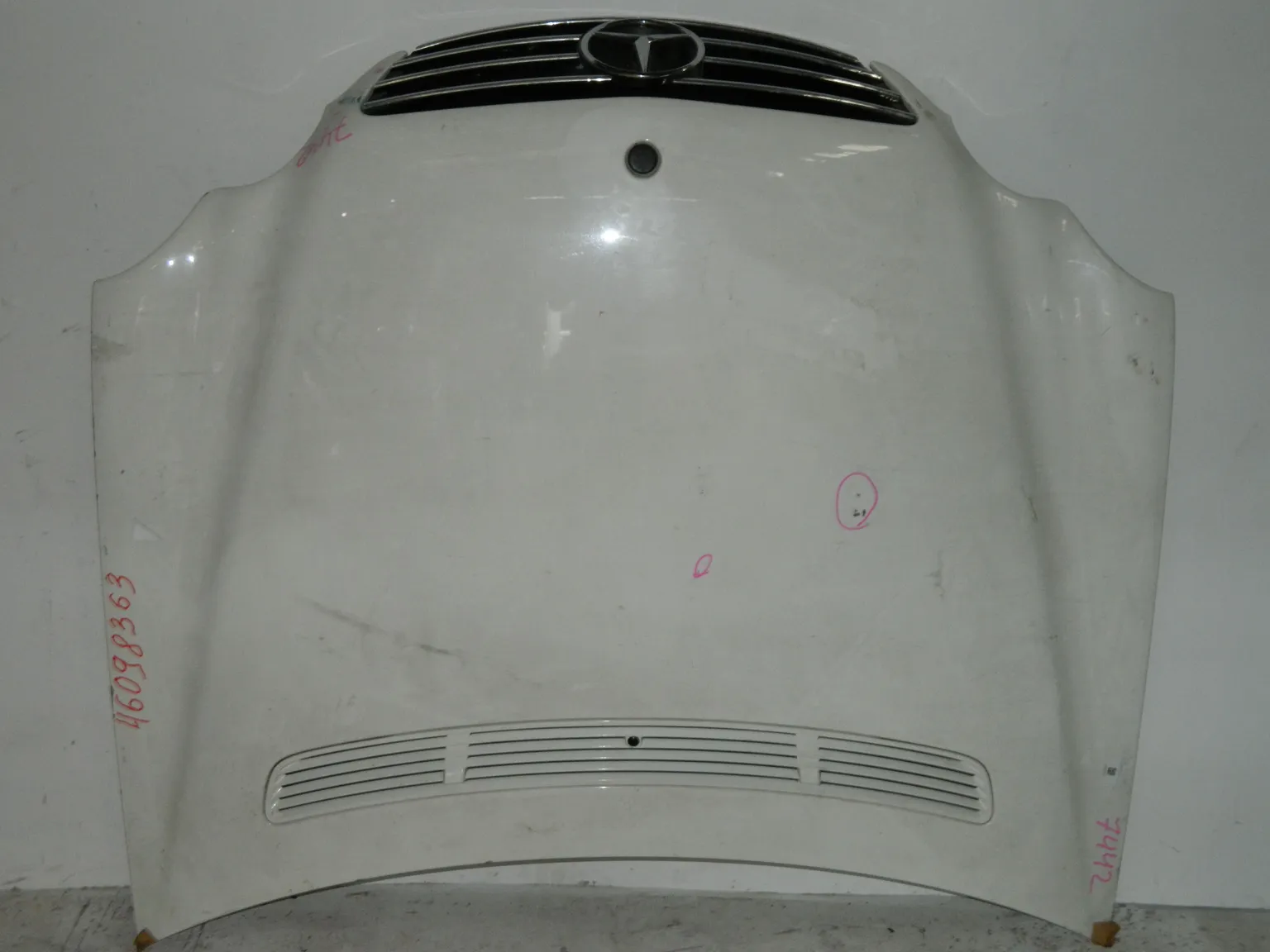 Капот MERCEDES-BENZ C-CLASS W203 (Контрактный)