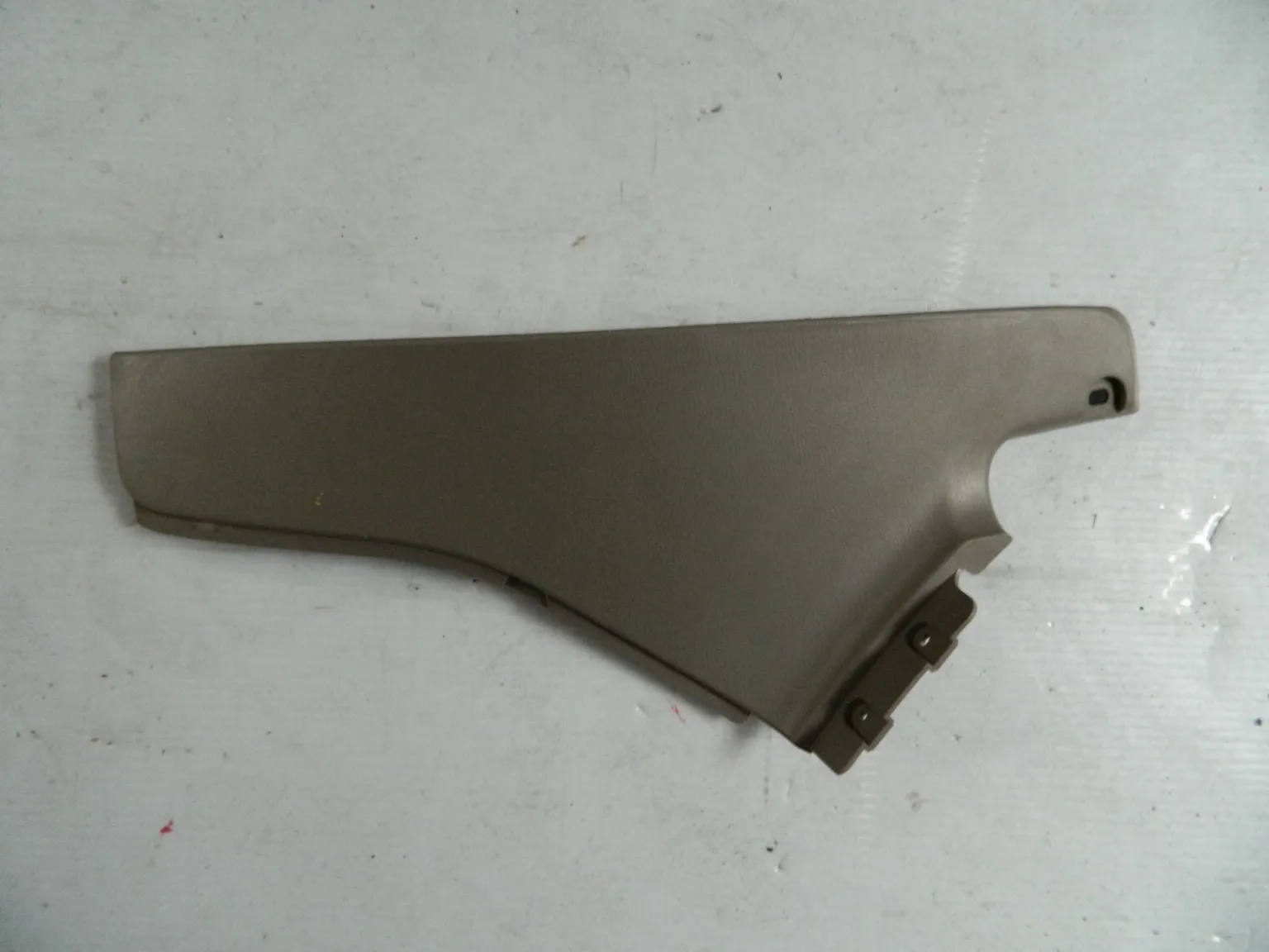 Накладка консоли SUBARU FORESTER SG5 Прав (Контрактный) 4132604