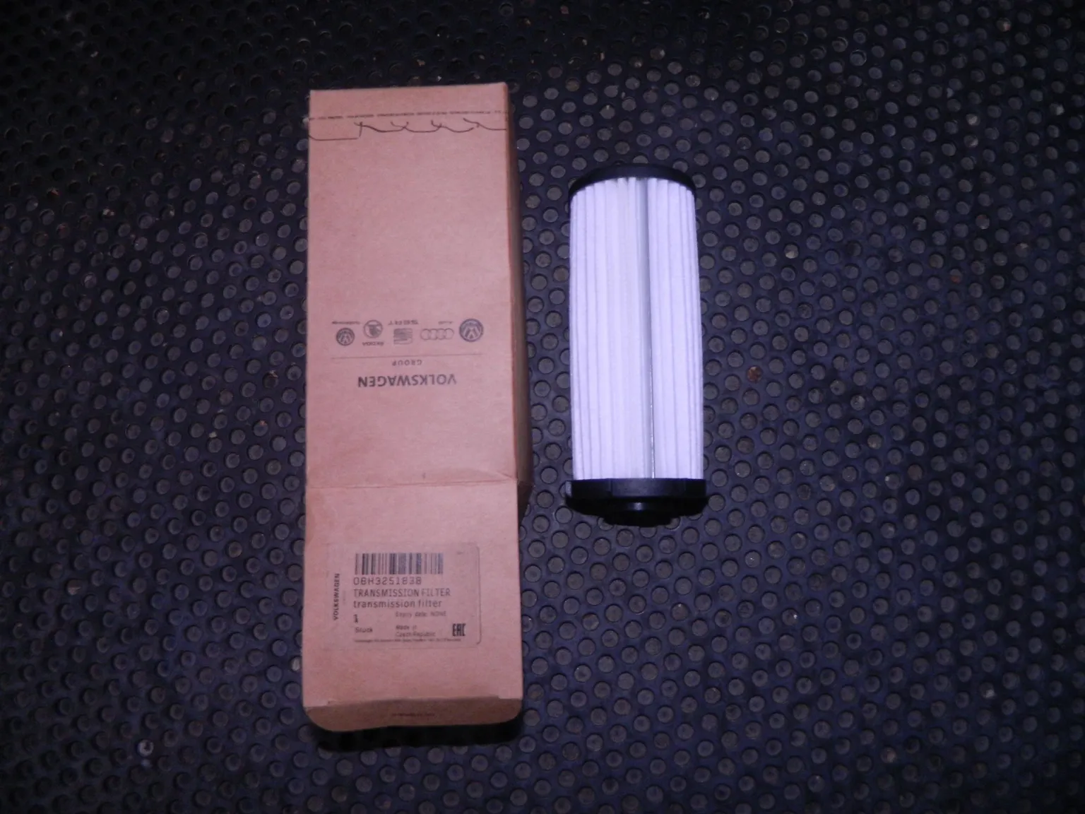 Фильтр АКПП VAG 0BH325183B AUDI A3 / VOLKSWAGEN TIGUAN