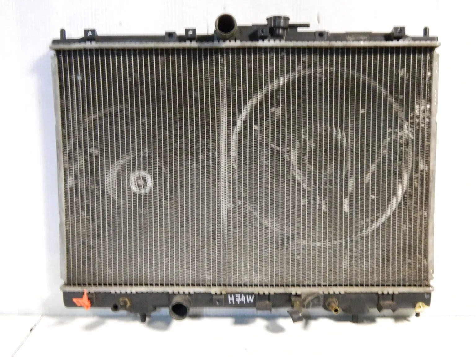 Радиатор ДВС MITSUBISHI PAJERO H76W (Контрактный) 65243589