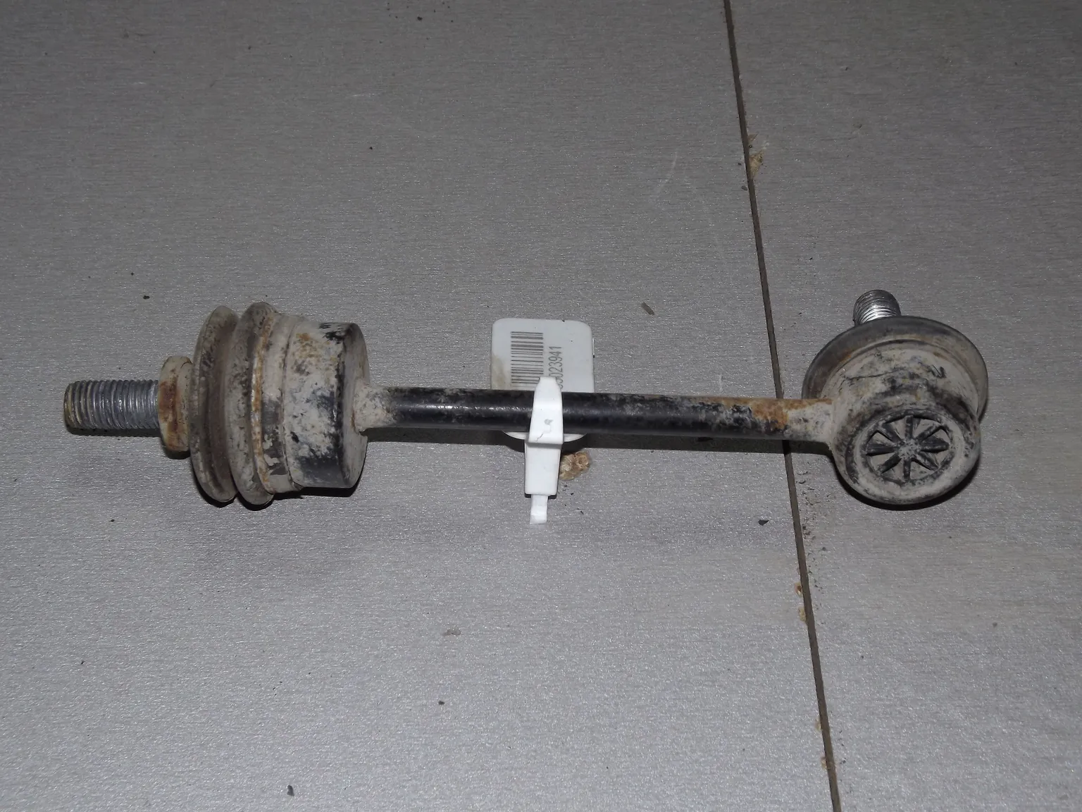 Стойка стабилизатора HYUNDAI EQUUS VI 4GDA 2013-2015 Задн (Б/У) 35023941