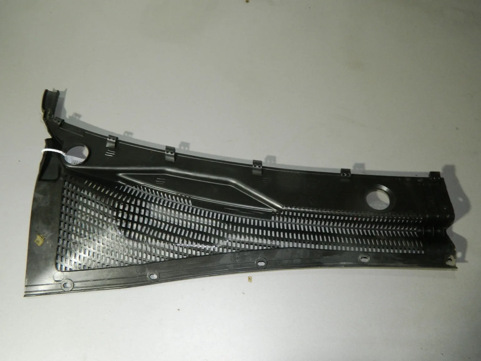 Жабо HYUNDAI ACCENT LC G4EB Лев (Б/У) 45989948