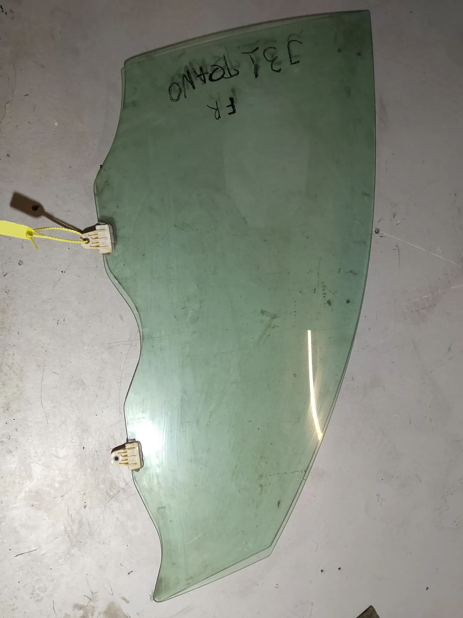 Стекло двери NISSAN TEANA J31 Перед Прав (Контрактный) 94603047