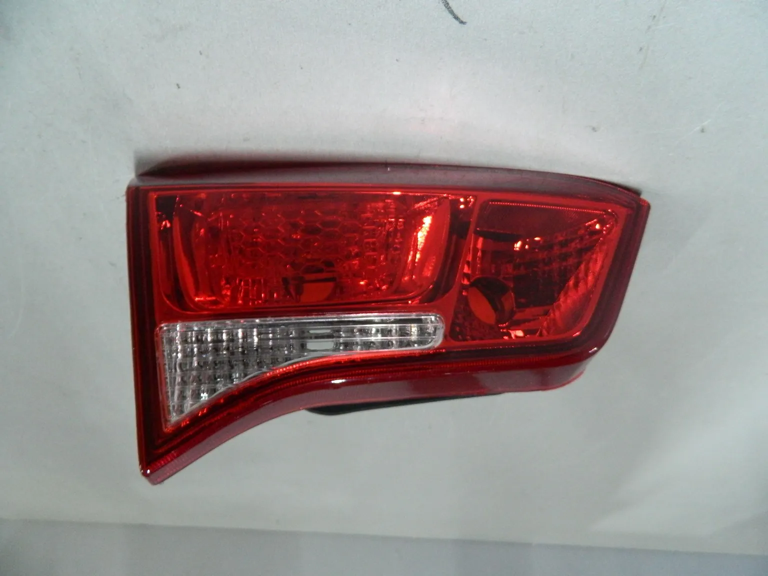 Фонарь JORDEN JH0315K2005BL KIA RIO 4 15- седан (внутрений) LH 924054X500