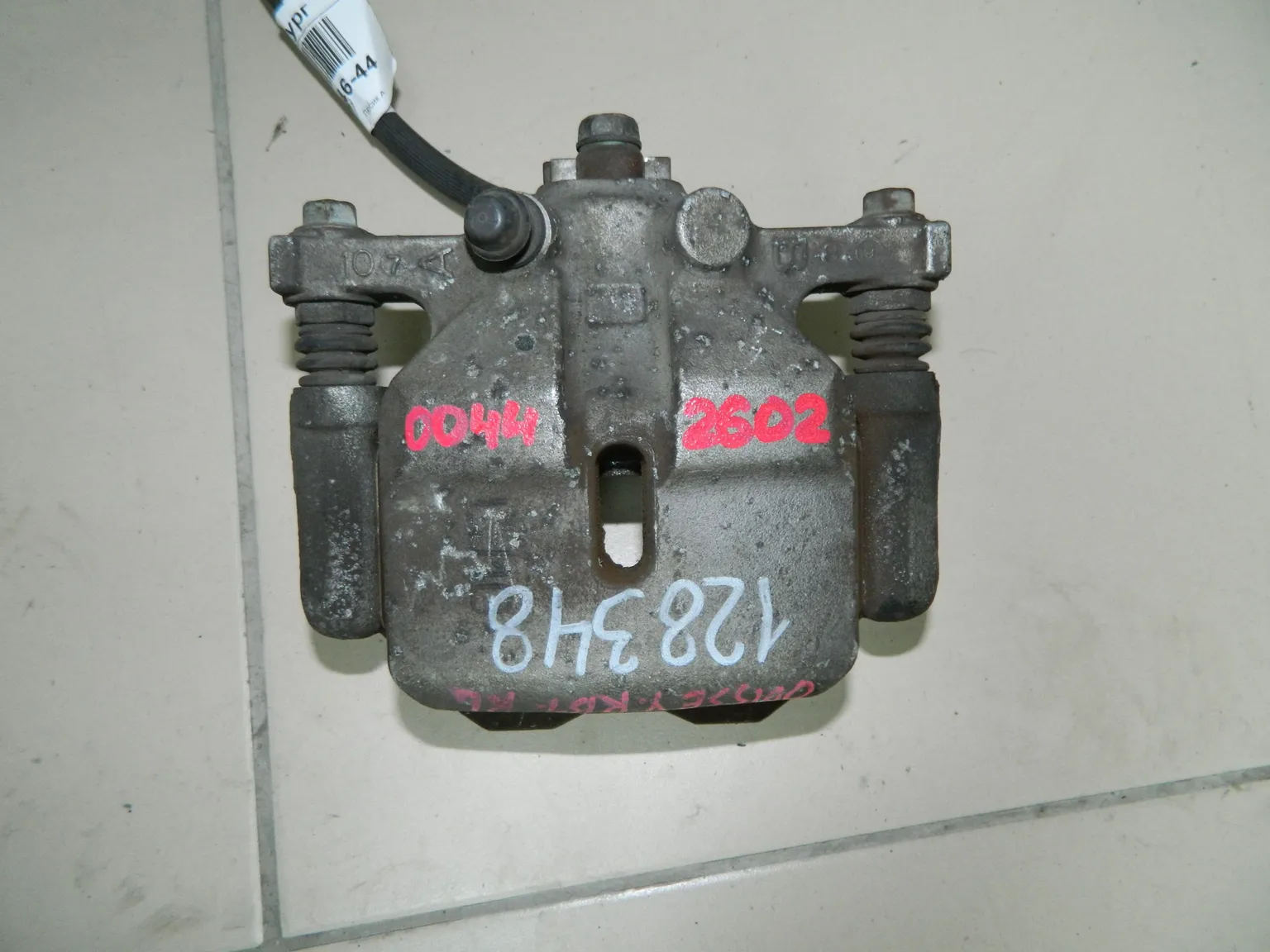 Суппорт HONDA ODYSSEY RB1 Зад Лев (Контрактный)