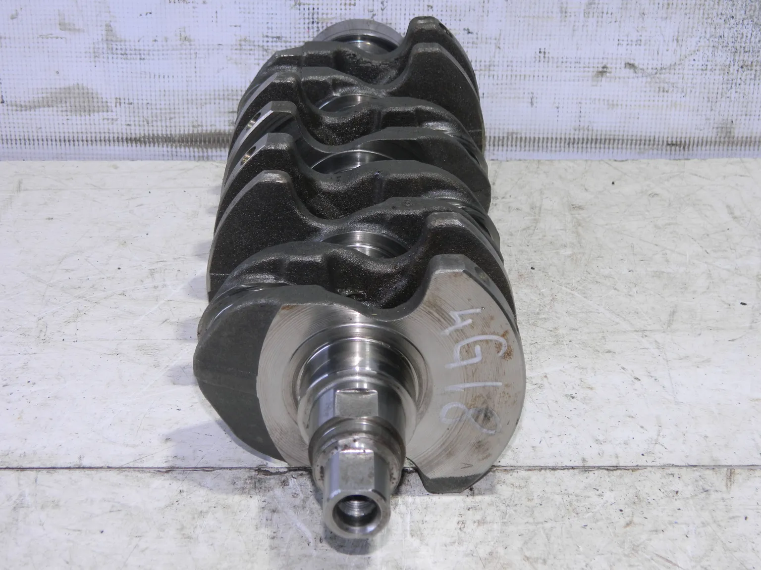 Коленвал MITSUBISHI 4G18 (Контрактный) 65243773