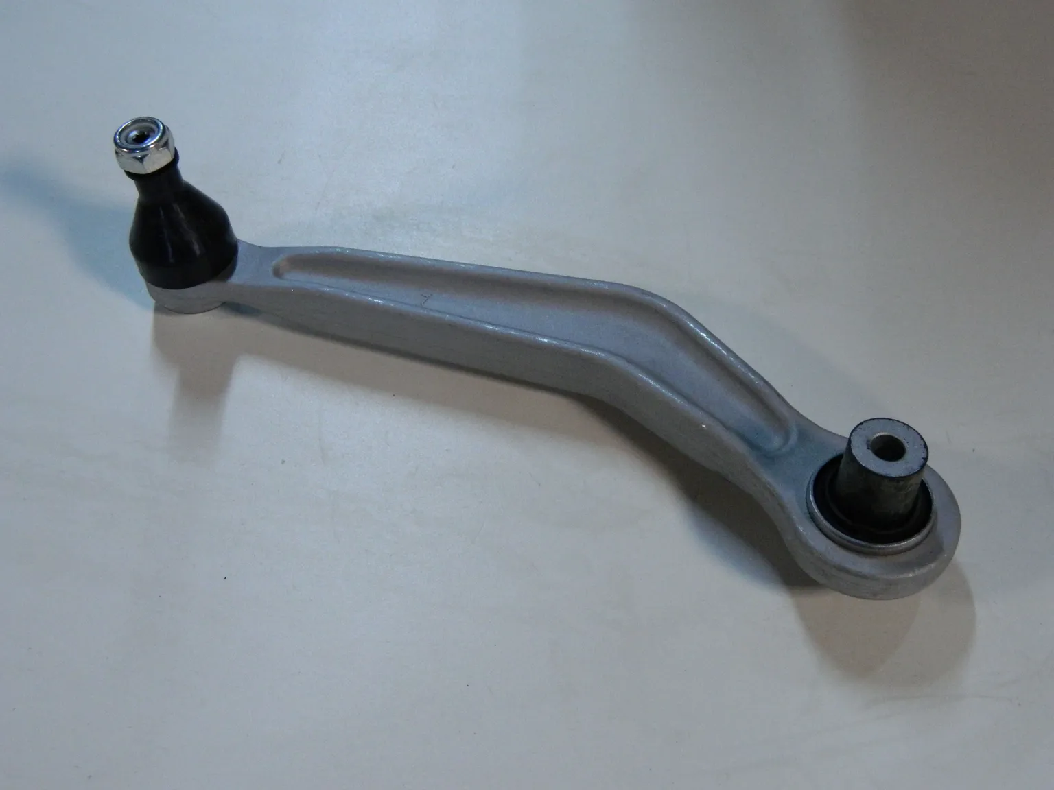 Рычаг GENERAL PARTS 33306772241 BMW 5-Series E60 (03-10), 5-Series E61 (04-10), 5-Series E60 (07-10)