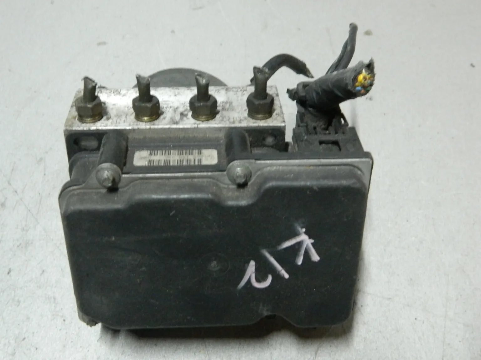 Блок ABS NISSAN MARCH AK12 (Контрактный) 81532808