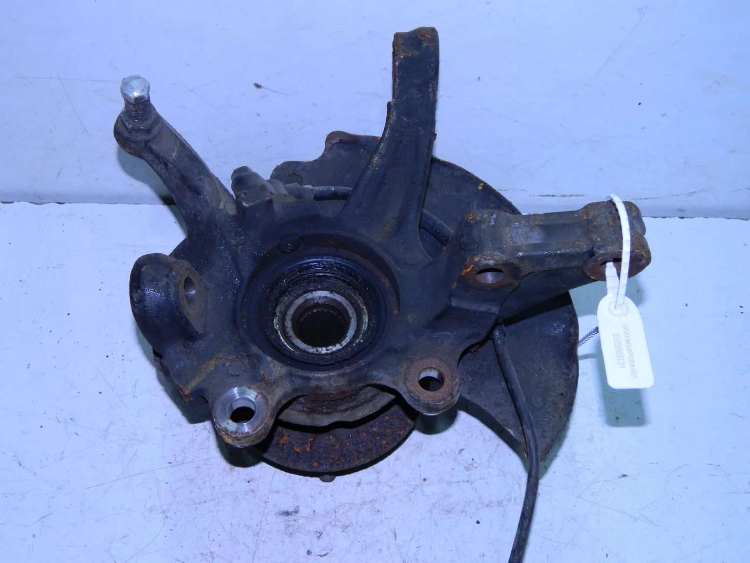 Ступица NISSAN RNESSA N30 Перед Лев (Контрактный) 69586631