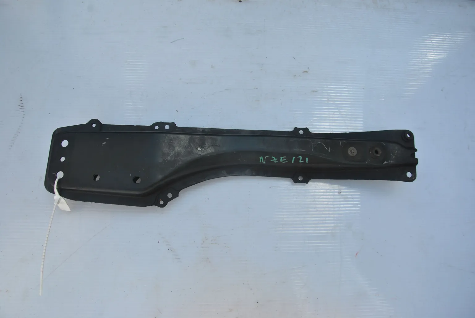 Балка TOYOTA ALLEX NZE121 Продольная (Контрактный) 46091399