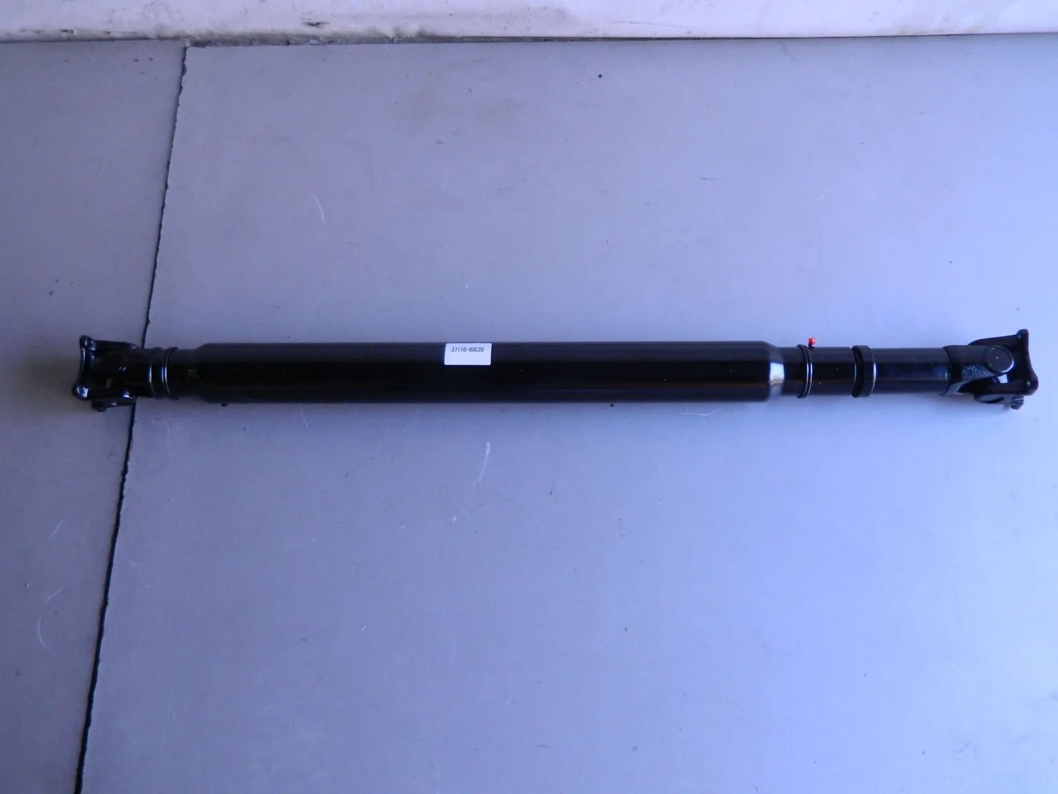 Карданный вал GENERAL PARTS 3711060C20 TOYOTA LAND CRUISER URJ200 / LEXUS LX570, URJ201, URJ201W 15-