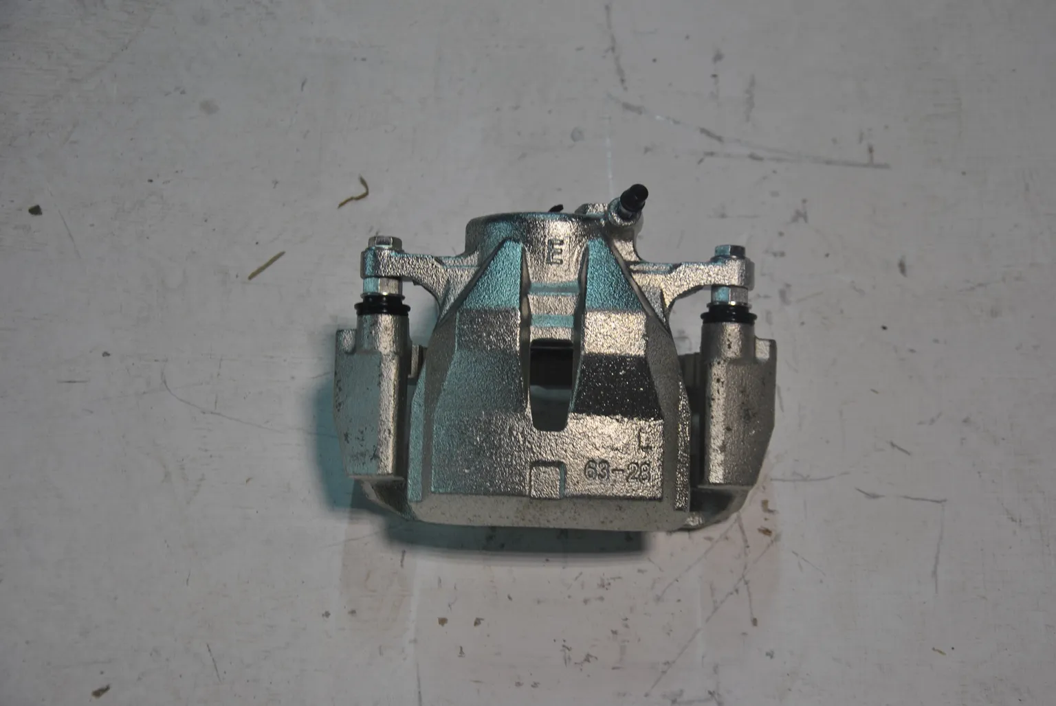 Суппорт тормозной GENERAL PARTS 4775042090 TOYOTA RAV4 ACA3# Перед Лев