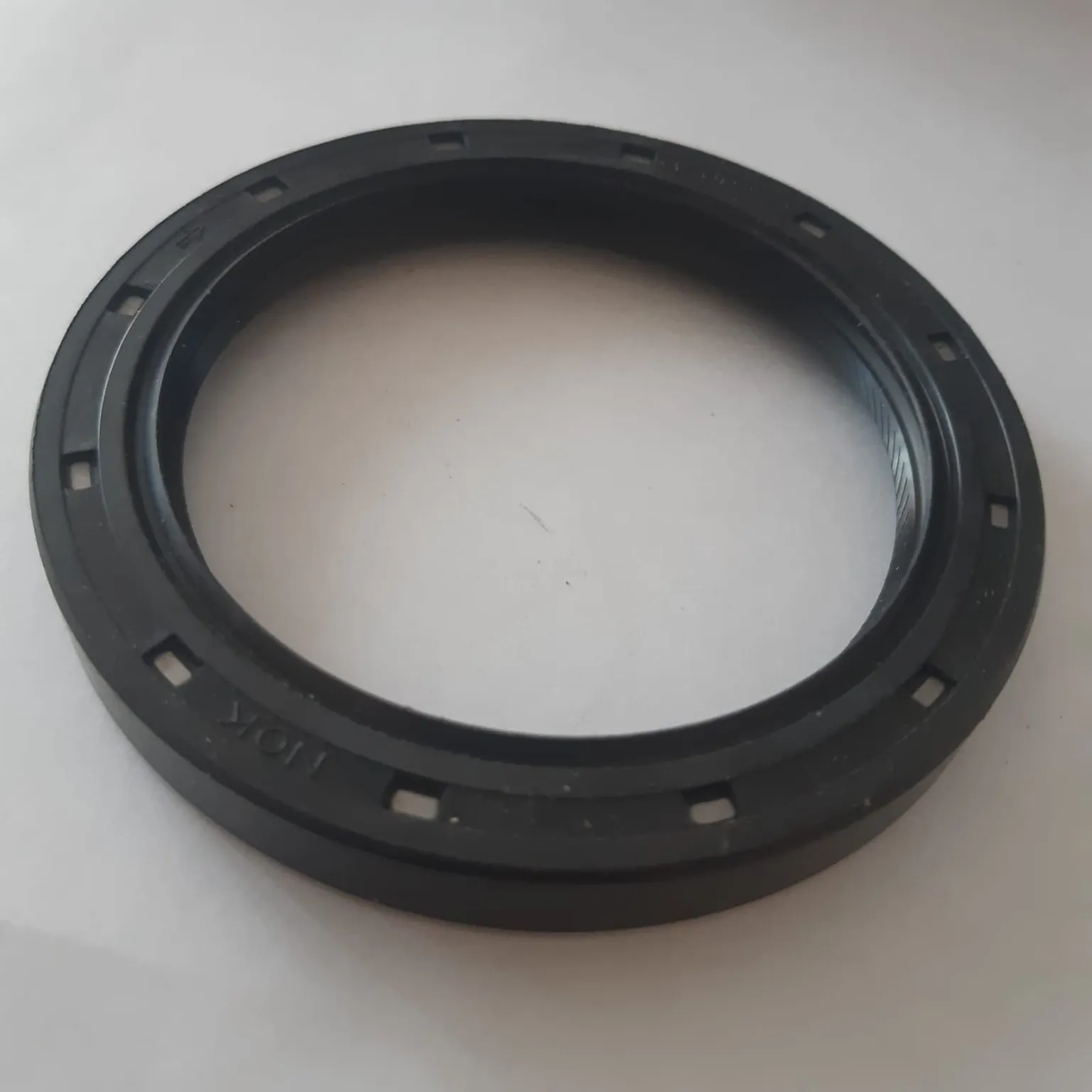 Сальник NOK AH6924P0 HONDA 74x98x12