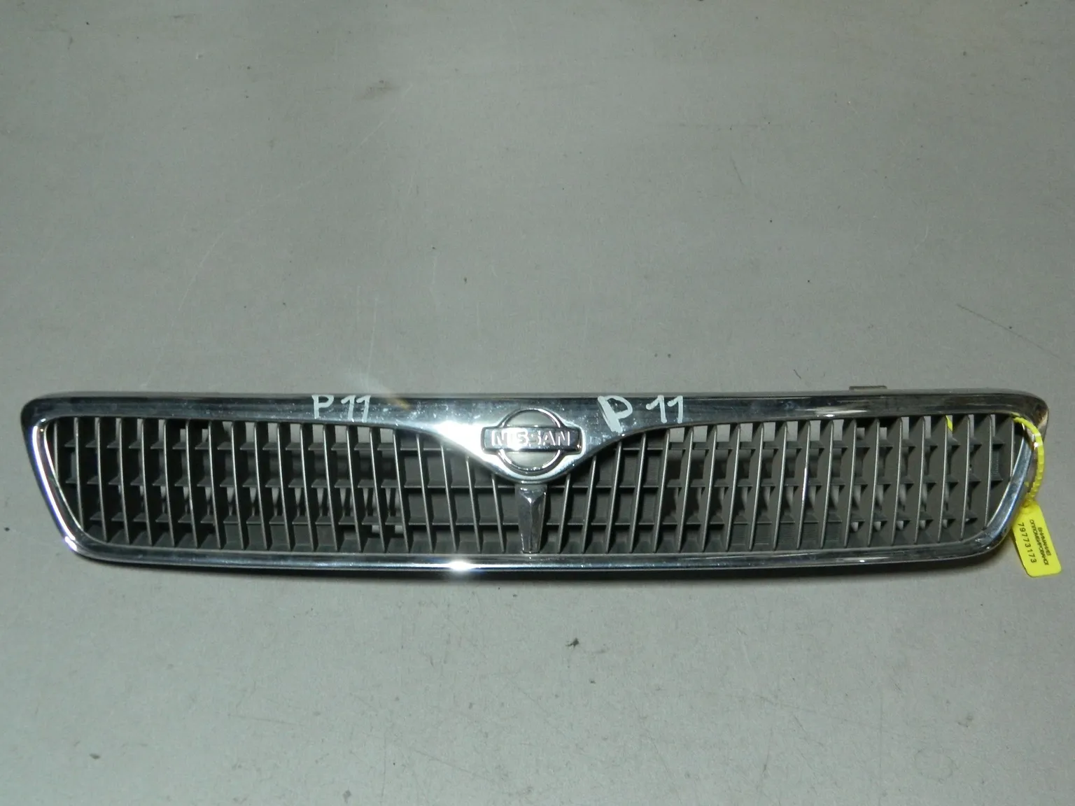 Решетка радиатора NISSAN PRIMERA P11 (Контрактный) 79773173
