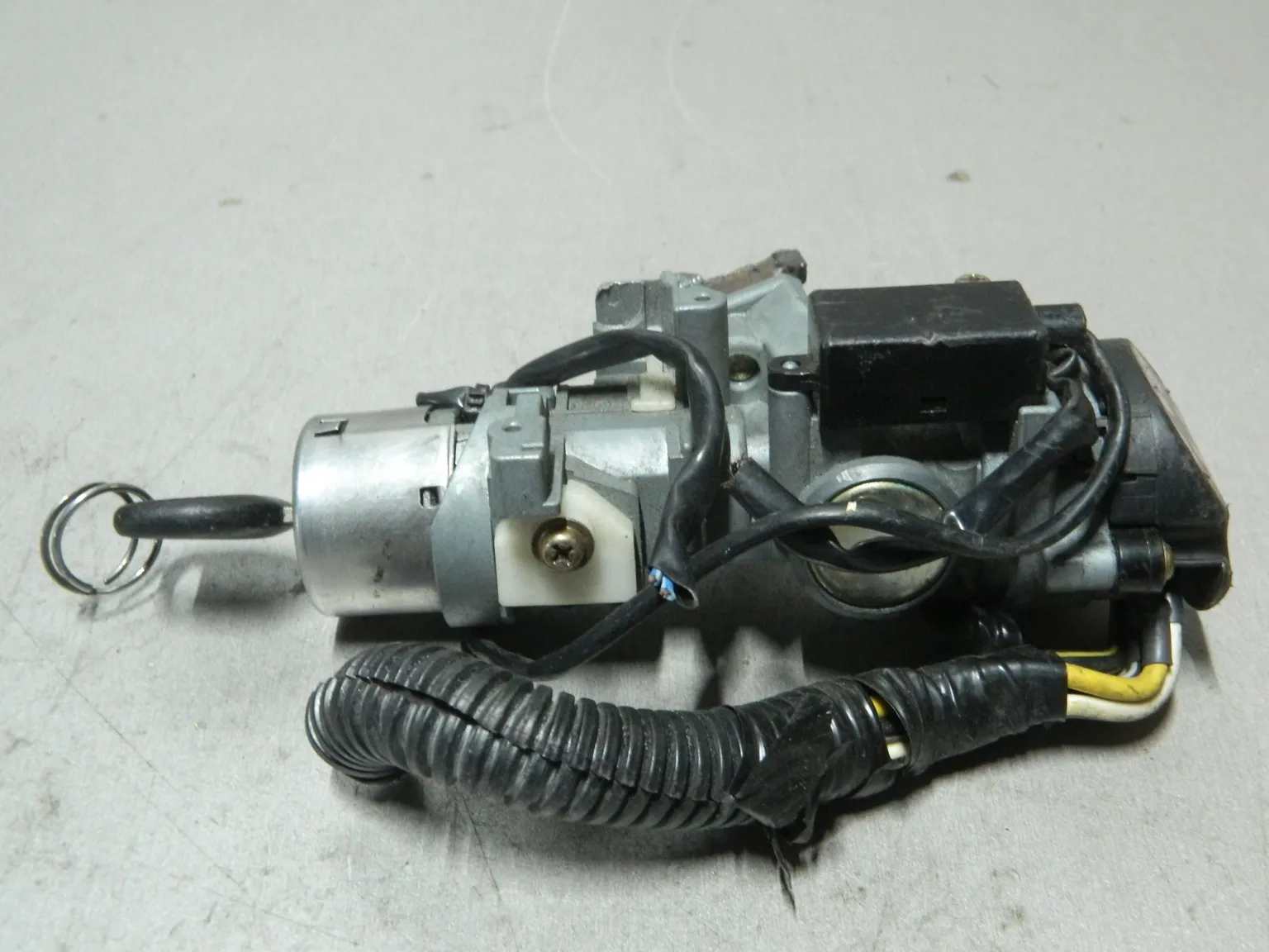 Замок зажигания HONDA PRELUDE BB1 (Контрактный) 81532312