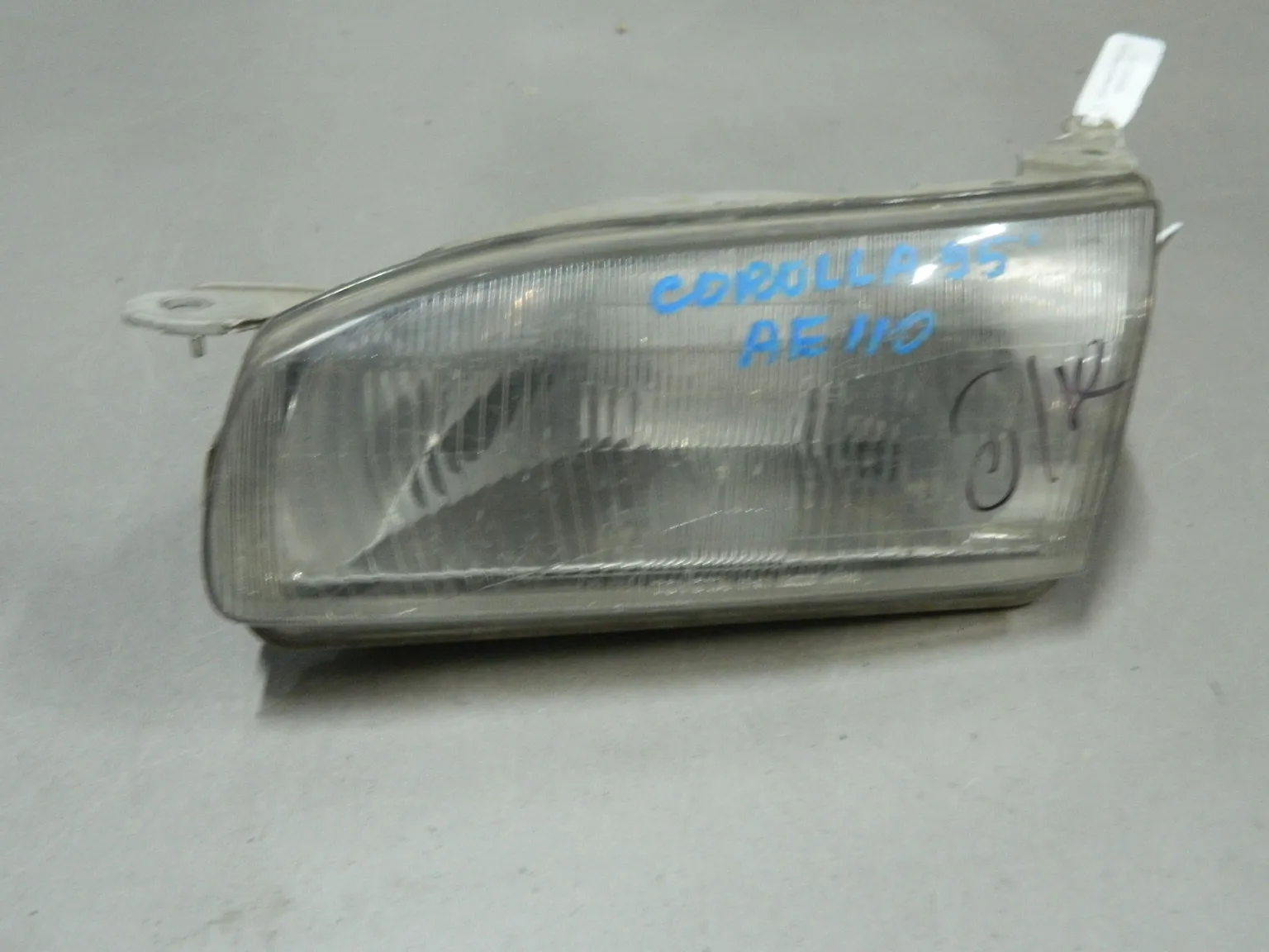 Фара TOYOTA COROLLA AE110 Перед Лев 12411 (Контрактный) 68000731