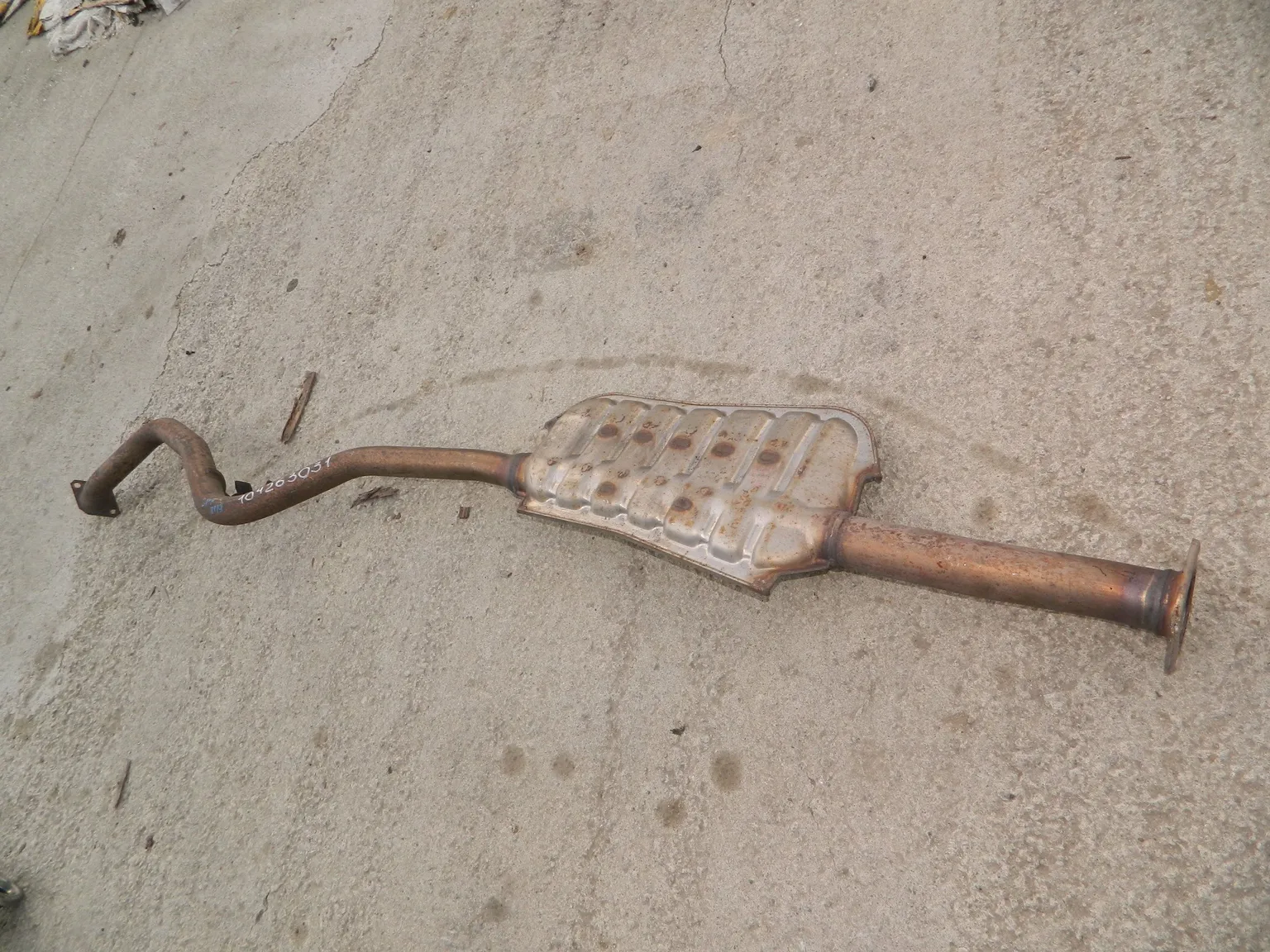 Глушитель SUBARU XV GP7 FB20 (Контрактный) 104263031