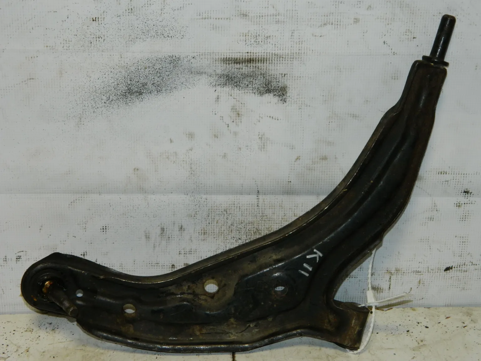 Рычаг Подвески NISSAN MARCH K11 Перед Прав (Контрактный) 45993144