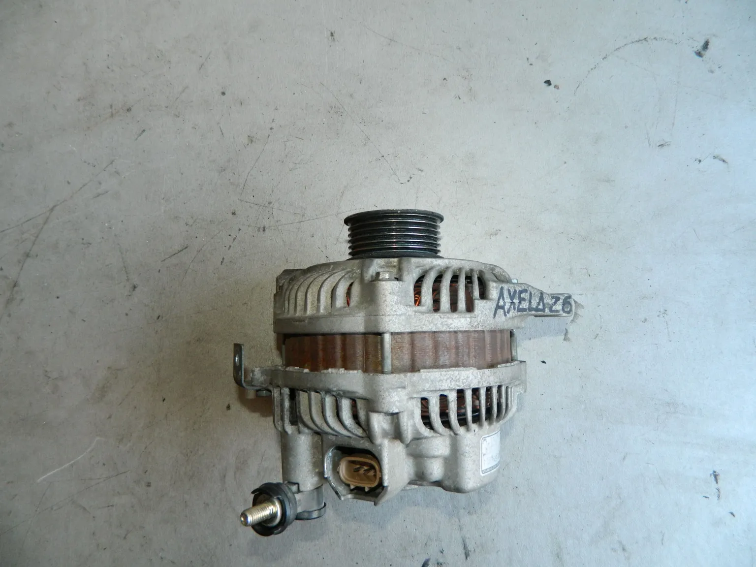 Генератор MAZDA AXELA BL6FJ Z6 (Контрактный) 2314000120