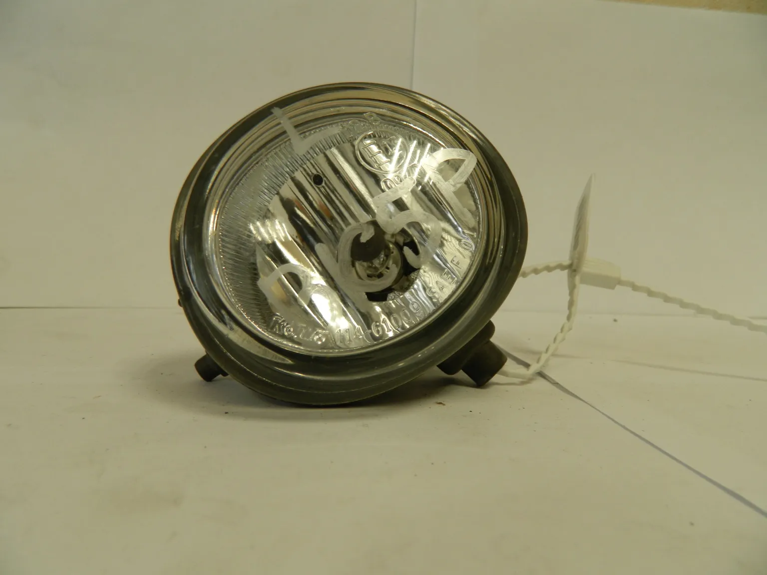 Фара противотуманная MAZDA MAZDA3 BK5P Лев (Контрактный) 45993298