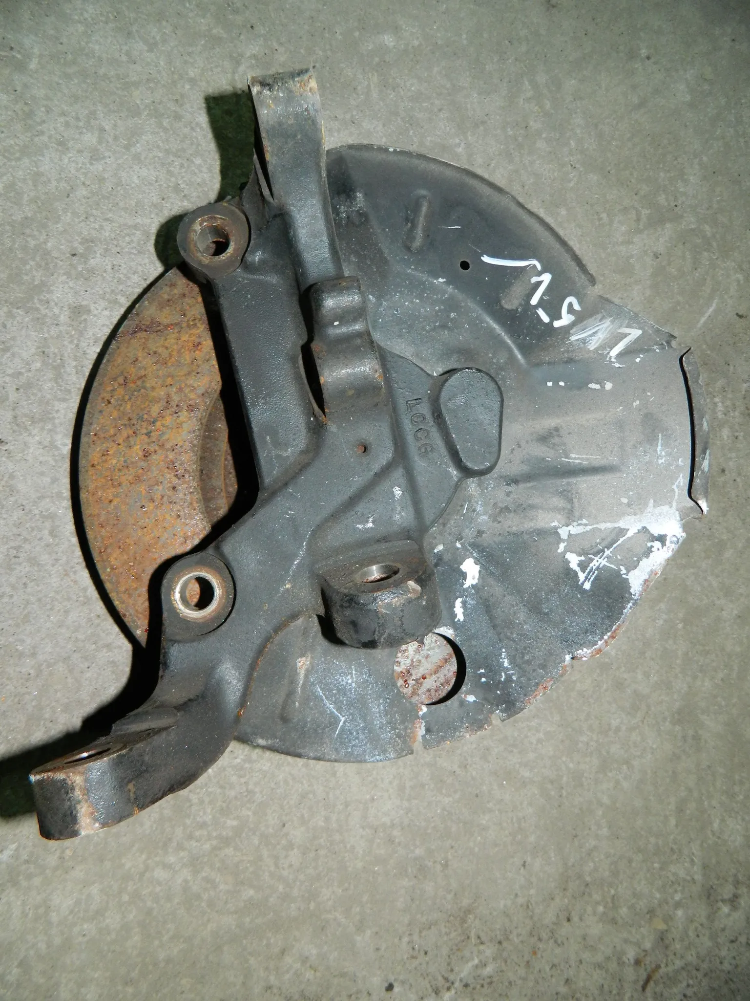 Ступица MAZDA MPV LV5W Зад Лев (Контрактный) 79591018