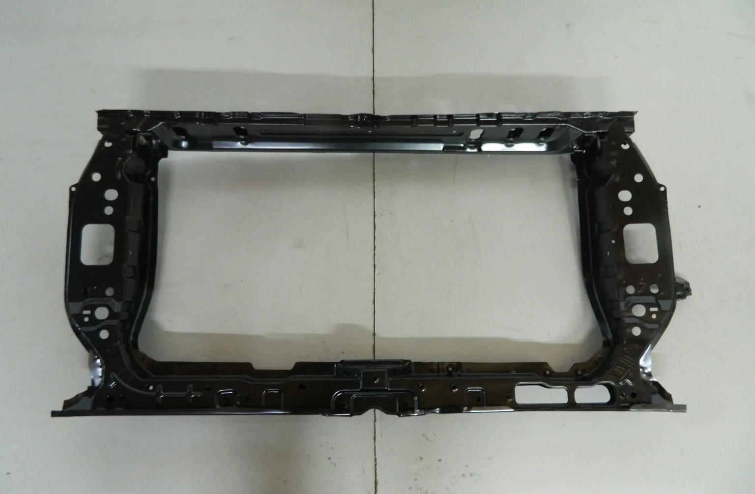 Рамка радиатора JORDEN JH02ACT11048B HYUNDAI SOLARIS 10-14 Перед 641014L000