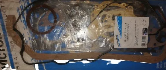 Ремкомплект ДВС VICTOR REINZ 015224801 MITSUBISHI GALANT