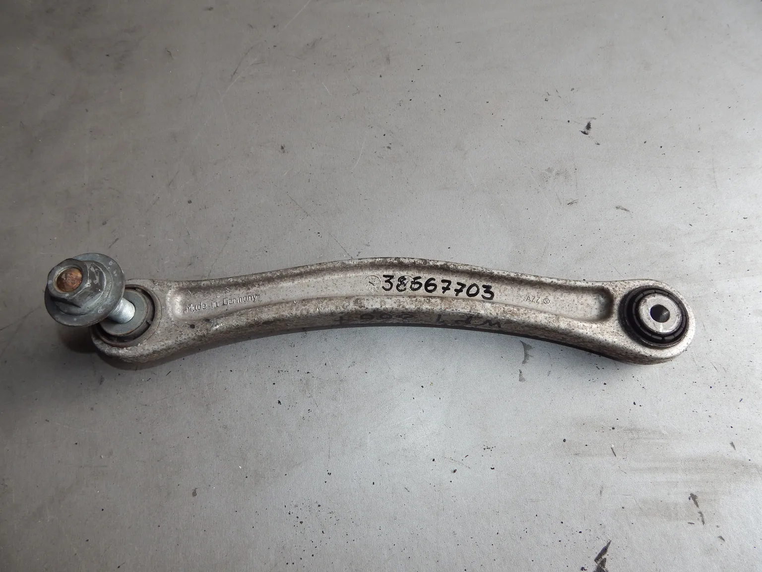 Рычаг подвески PORSCHE CAYENNE 955 (Контрактный) 38667703