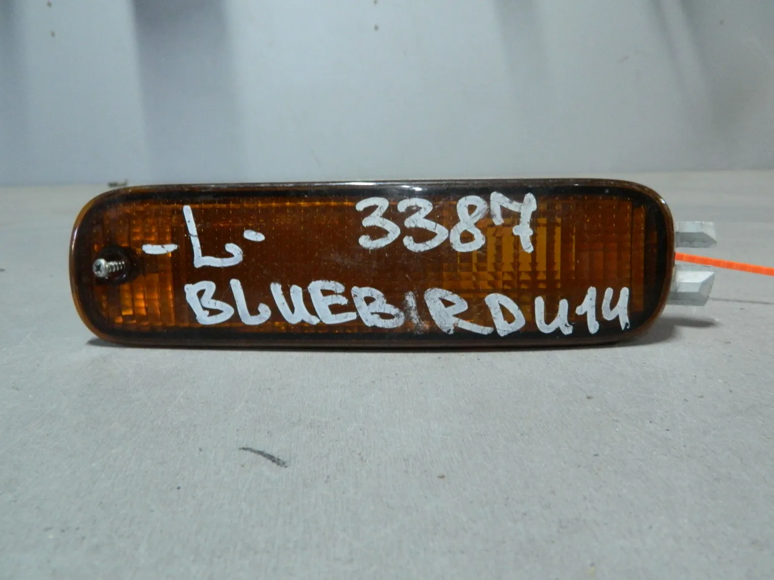 Габарит NISSAN BLUEBIRD EU14 Перед Лев 3387 (Контрактный) 72367062