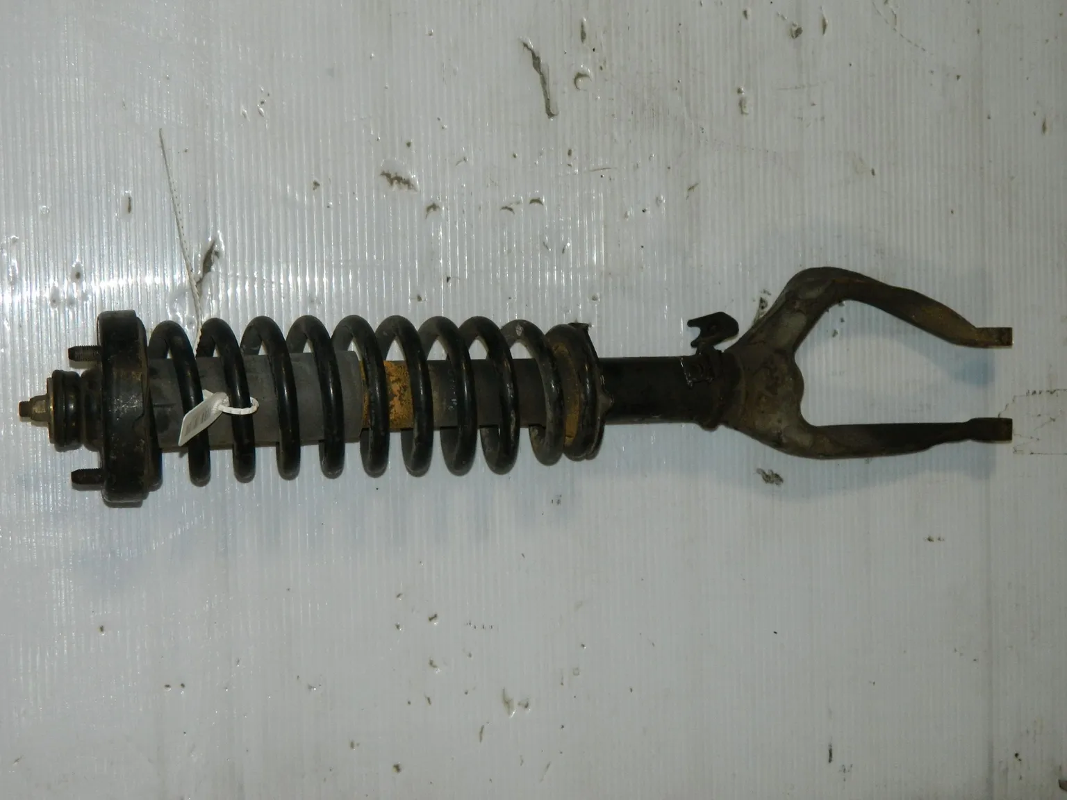 Стойка подвески HONDA ACCORD CE1 Перед Прав (Контрактный) 45976852